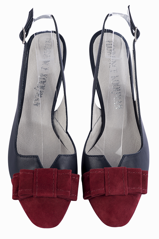 Burgundy red and navy blue women's dress pumps, with a knot on the front. Round toe. High slim heel. Top view - Florence KOOIJMAN